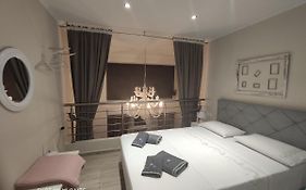Kamares Suites