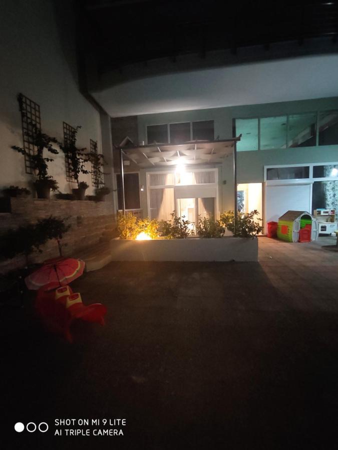 Kamares Suites Nea Kallikrateia Exterior foto
