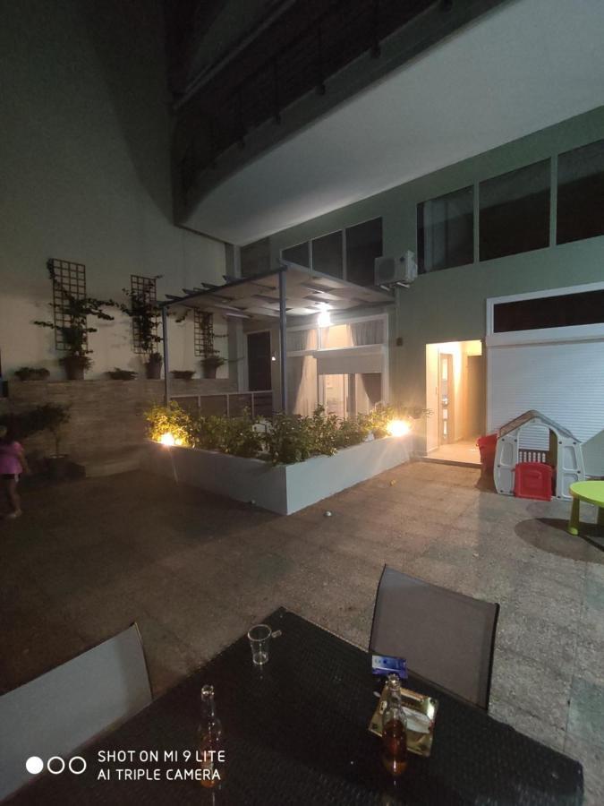 Kamares Suites Nea Kallikrateia Exterior foto